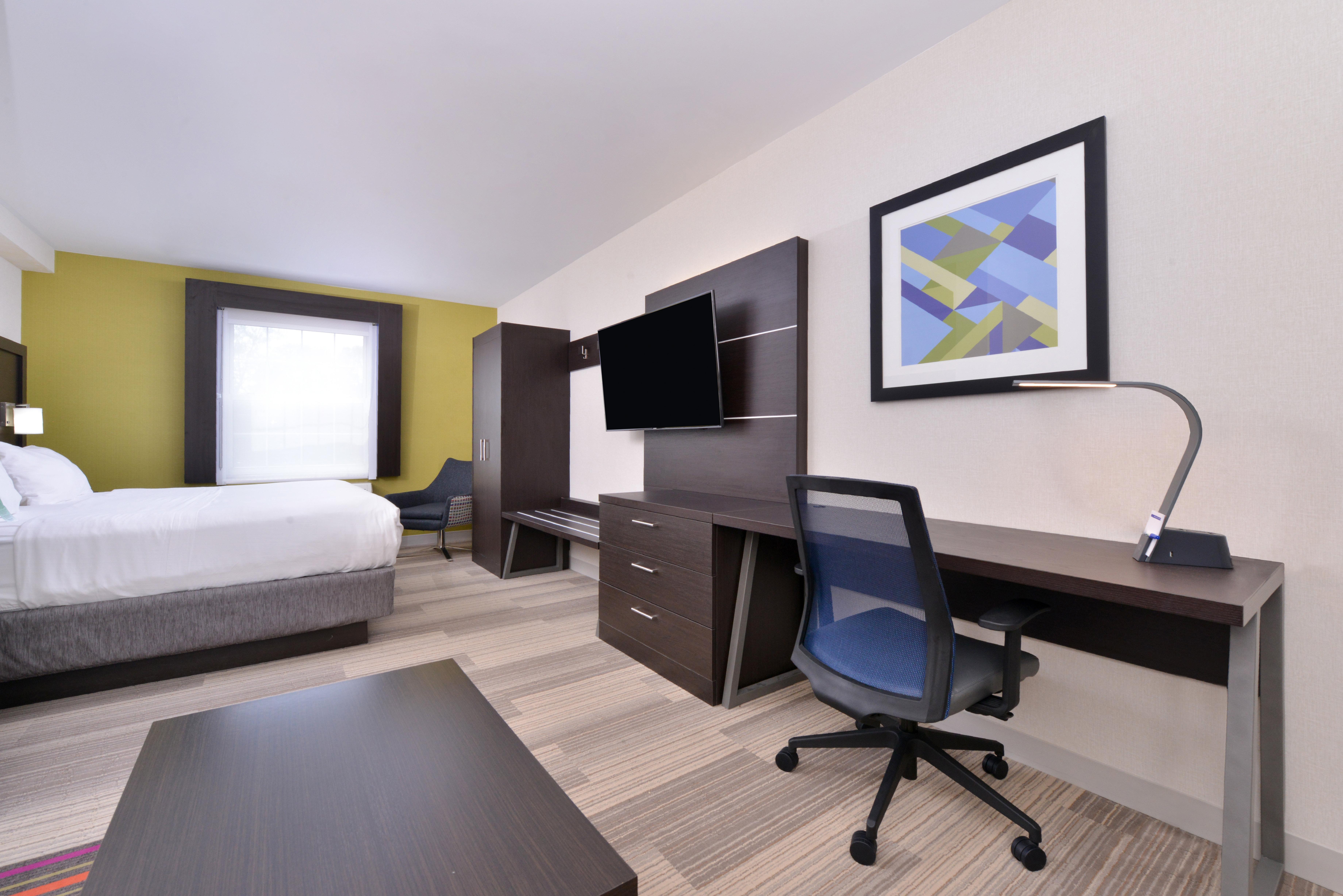 Holiday Inn Express Mystic By Ihg Bagian luar foto