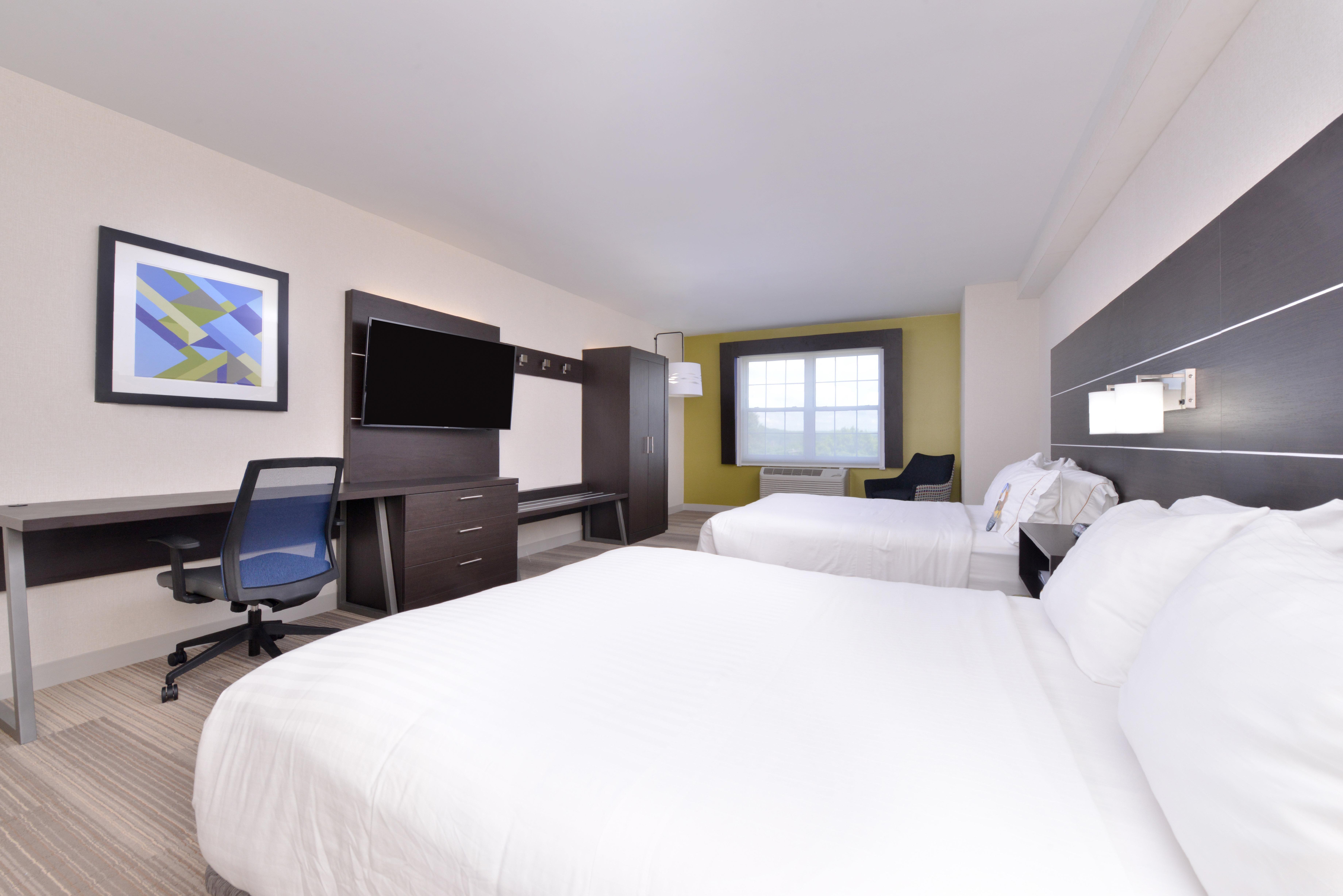 Holiday Inn Express Mystic By Ihg Bagian luar foto