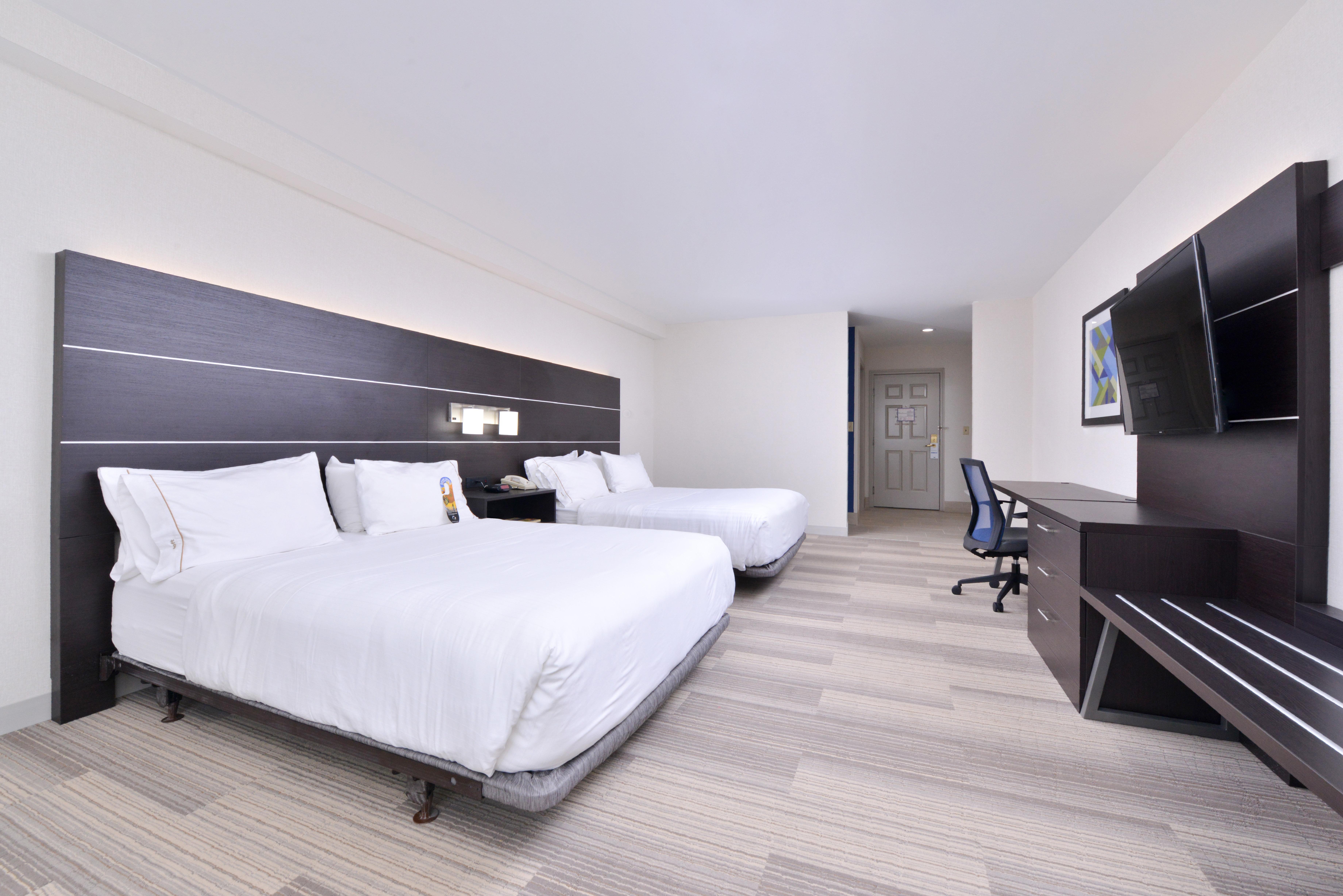 Holiday Inn Express Mystic By Ihg Bagian luar foto