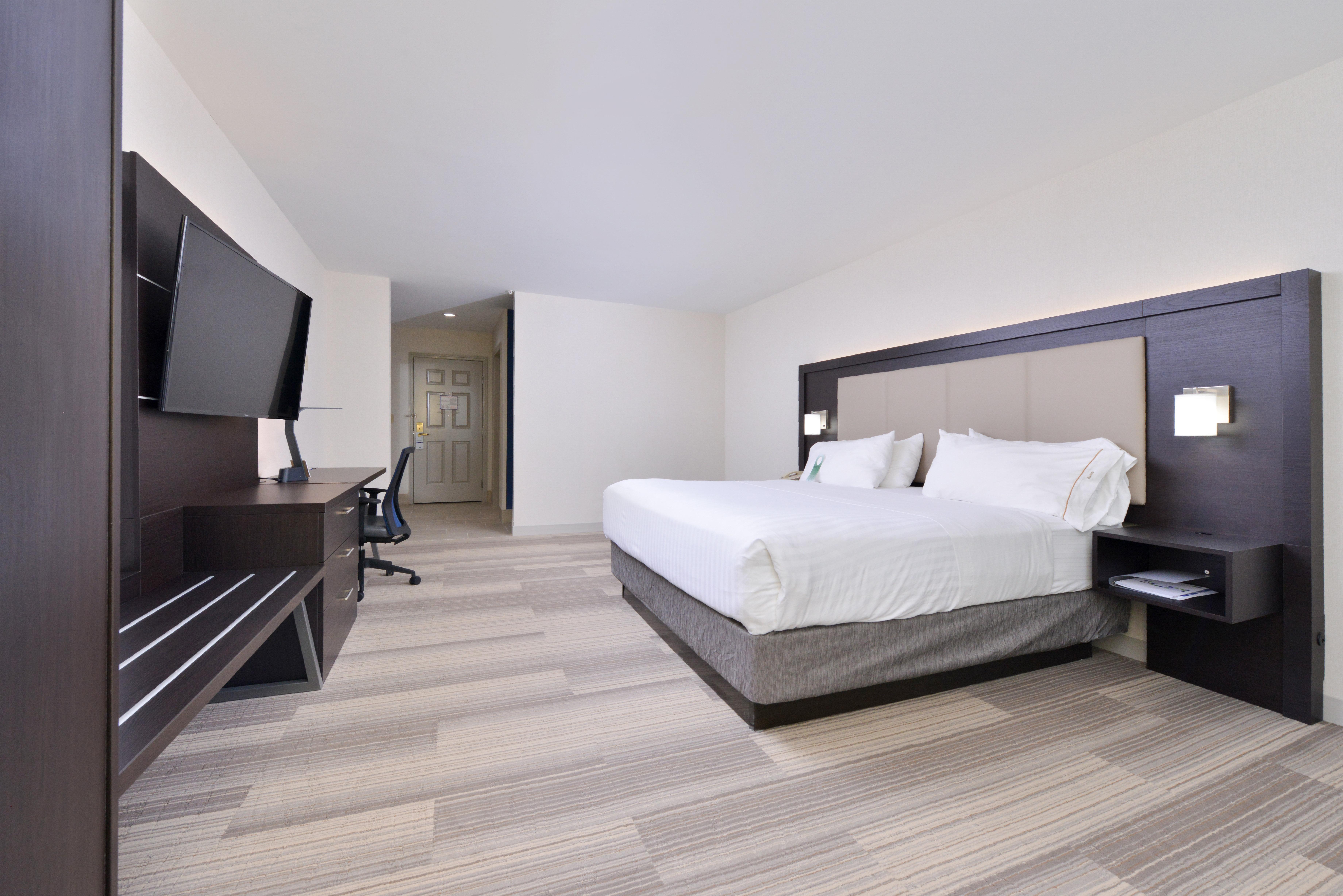 Holiday Inn Express Mystic By Ihg Bagian luar foto